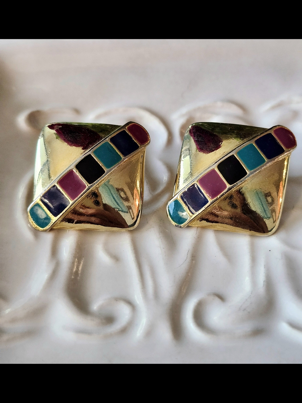 Vintage Gold Tone Enamel Pyramid 80s Earrings